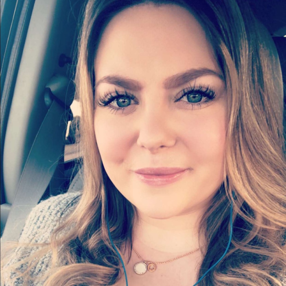 Meet your Posher, Sara